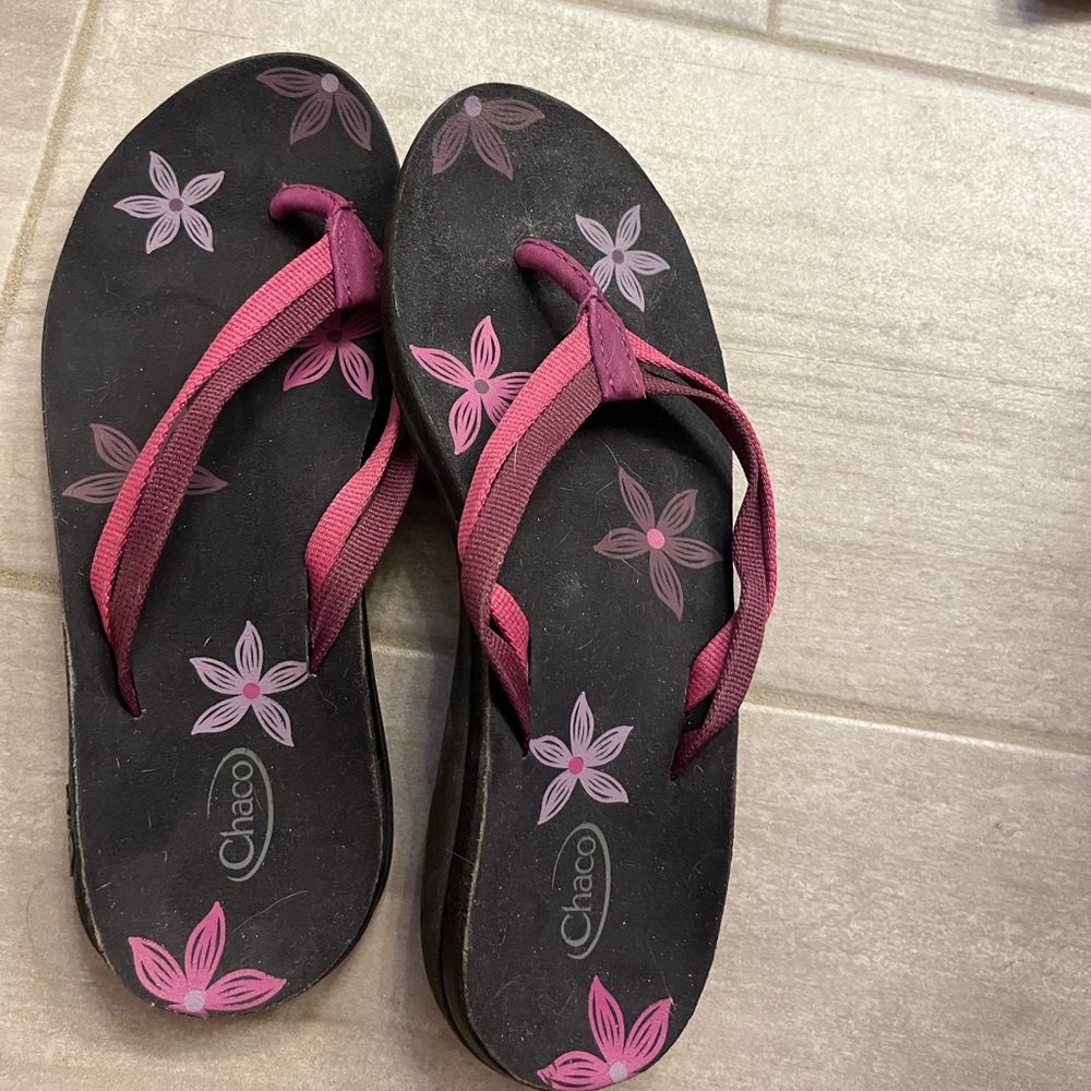 Womens flip flops